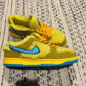 Nike SB Dunk Low Grateful Dead Yellow Bear Men's 9.5